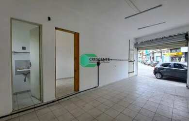 Imagem: O depósito possui 35m² de Área e está localizado em Santo