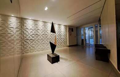 Imagem: O apartamento possui 2 Dormitórios, 2 Banheiros, 2 Vagas na