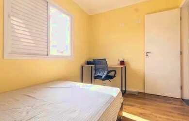 Imagem: A casa possui 2 Dormitórios, 1 Banheiro, 1 Vaga na garagem