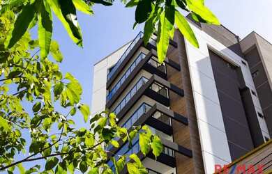 Imagem: O apartamento possui 3 Dormitórios, 5 Banheiros, 2 Vagas na