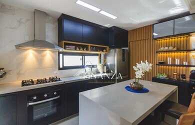 Imagem: A casa em condomínio possui 3 Dormitórios, 2 Banheiros, 4