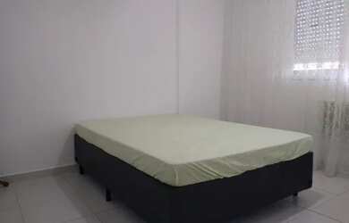 Imagem: O quarto e está localizado em Embaré, Santos para alugar por