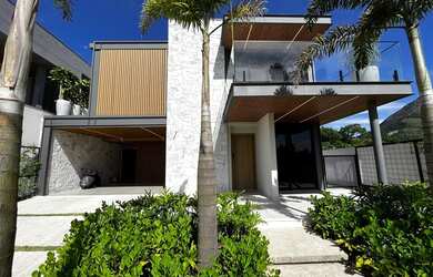 Imagem: A casa em condomínio possui 3 Dormitórios, 3 Banheiros, 1