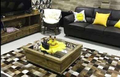 Imagem: A casa possui 2 Dormitórios, 1 Banheiro, 1 Vaga na garagem