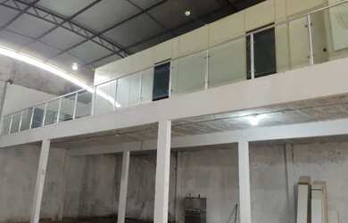 Imagem 2: Galpão com 450m² térreo e 225m² mezanino em Santarém - PA