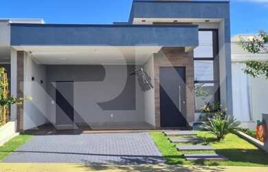 Imagem: A casa em condomínio possui 2 Dormitórios, 3 Banheiros, 2