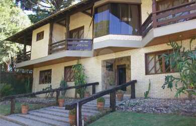 Imagem 2: Imóvel para venda com 652 metros quadrados com 4 quartos em Santa Felicidade...