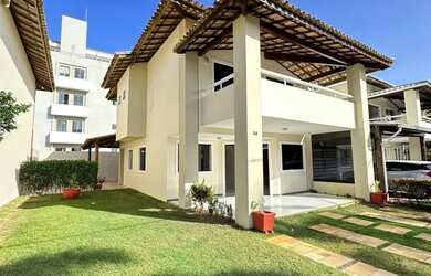 Imagem: A casa em condomínio para alugar possui 4 Dormitórios, 4 Banheiros