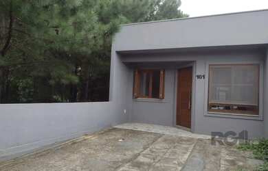 Imagem 3: CASA TÉRREA - 2 DORMITÓRIOS, ÁREA COBERTA COM CHURRASQUEIRA , TERRAÇO...