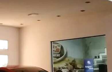 Imagem: O depósito possui 500m² de Área e está localizado em Tenoné