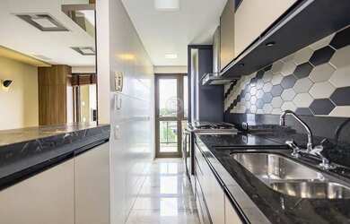 Imagem 8: Apartamento com 3 dormitórios à venda com 99.22m² por R$ 980.000,00...