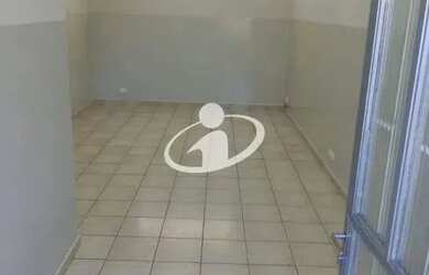 Imagem: O depósito possui 10m² de Área e está localizado em Nossa