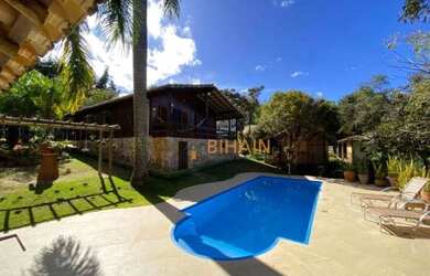 Imagem: A casa em condomínio possui 2 Dormitórios, 2 Banheiros, 3