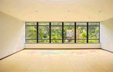 Imagem: O apartamento possui 4 Dormitórios, 3 Banheiros, 1 Vaga na