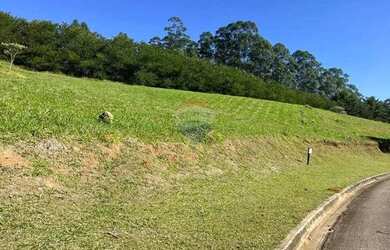 Imagem: O terreno possui 2.456m² de Área e está localizado em Morungaba