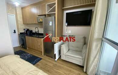 Imagem: O studio possui 1 Dormitório, 1 Banheiro, 1 Vaga na garagem