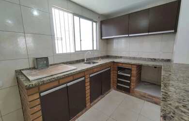 Imagem 4: Casa para locação Anual no Bairro das Nações - Balneário Camboriú