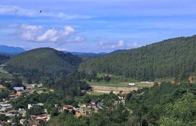 Imagem: A fazenda possui 10000m² de Área e está localizado em Campina