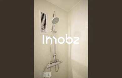 Imagem: O apartamento possui 2 Dormitórios, 1 Banheiro, 2 Vagas na