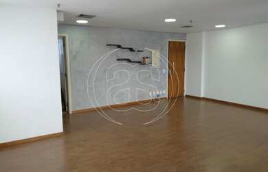 Imagem: O depósito possui 1 Vaga na garagem, 50m² de Área e está