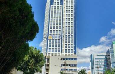 Imagem: O depósito possui 1 Vaga na garagem, 61m² de Área e está