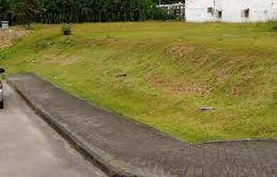 Imagem 5: Terreno Plano. 2.921m² de Área