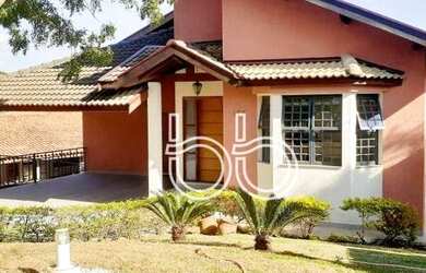 Imagem: A casa em condomínio possui 3 Dormitórios, 5 Banheiros, 4