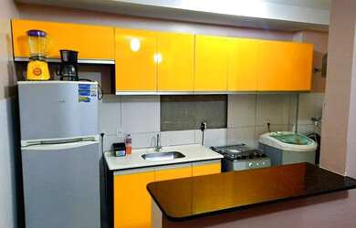 Imagem: O apartamento possui 3 Dormitórios, 1 Banheiro, 1 Vaga na garagem