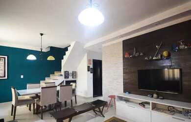 Imagem: A casa em condomínio possui 3 Dormitórios, 3 Banheiros, 2