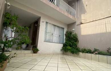 Imagem 1: Lindo sobrado na Penha. Varanda, Área de serviço, 129m² de Áreae2...