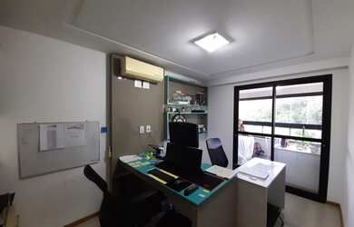 Imagem 8: Apartamento para venda possui 178 metros quadrados com 4 quartos em Tirol...