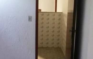 Imagem 6: Alugo, Imbetiba, apto 1 qto, sala, cozinha, banheiro, S/ garagem, Macaé/RJ