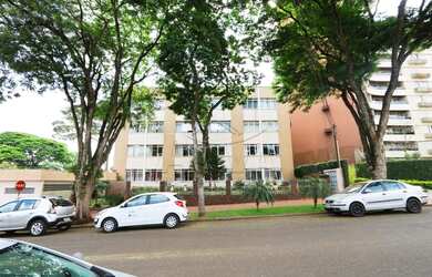 Imagem: O apartamento possui 3 Dormitórios, 2 Banheiros, 1 Vaga na