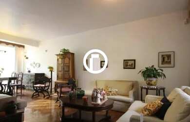 Imagem: A casa possui 3 Dormitórios, 3 Banheiros, 1 Vaga na garagem