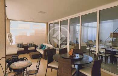 Imagem: A casa em condomínio possui 3 Dormitórios, 1 Banheiro, 2 Vagas