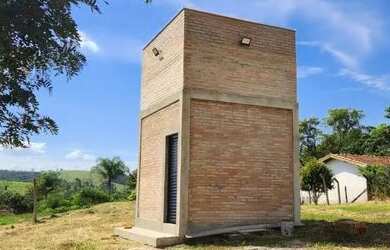 Imagem: O terreno possui 5000m² de Área e está localizado em Área