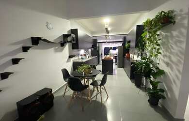 Imagem 3: Casa Horto Villagio. Varanda, 150m² de Área, 2 Vagas na garageme2 Dormitórios