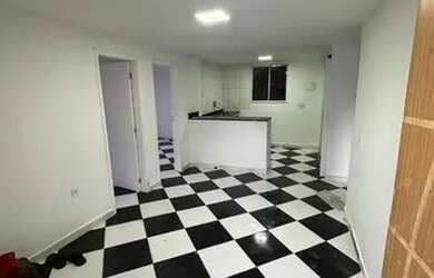 Imagem: O apartamento possui 2 Dormitórios e 1 Banheiro e está localizado