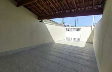 Imagem 2: Casa nova com espaço para piscina a venda em Mongaguá