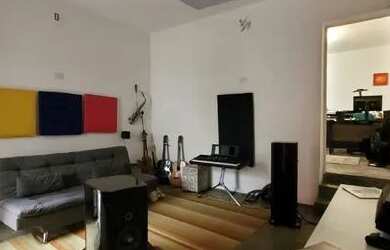 Imagem: A casa possui 3 Dormitórios, 3 Banheiros, 3 Vagas na garagem