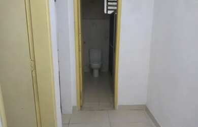 Imagem: A casa possui 1 Dormitório, 1 Banheiro e está localizado