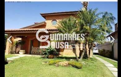 Imagem: A casa possui 3 Dormitórios, 3 Banheiros, 3 Vagas na garagem