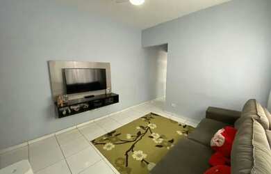 Imagem: A casa possui 3 Dormitórios, 3 Banheiros, 2 Vagas na garagem