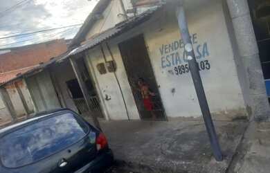 Imagem 1: Vendo 3 casas. 26m² de Área, 1 Vaga na garageme3 Dormitórios