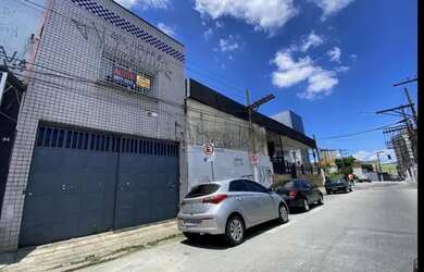 Imagem: O depósito possui 312m² de Área e está localizado em Penha