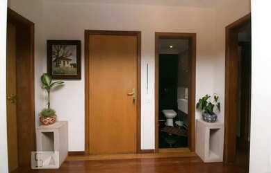 Imagem: O apartamento possui 3 Dormitórios, 4 Banheiros, 3 Vagas na