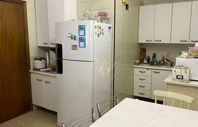 Imagem 14: Belíssimo Apartamento ,sacada na sala mobiliável, frente com vista livre, em excelente loc