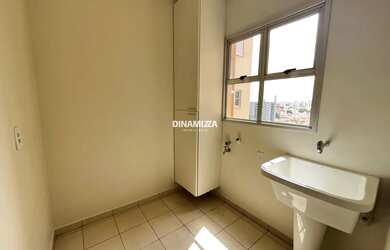 Imagem 12: Apartamento com 4 quartos, suíte, sacada e armários planejados