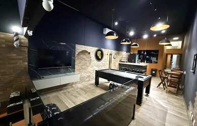 Imagem 11: Barbearia montada, em funcionamento, ZS de BH. Imóvel alugado