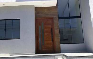 Imagem: A casa possui 2 Dormitórios, 2 Banheiros, 1 Vaga na garagem